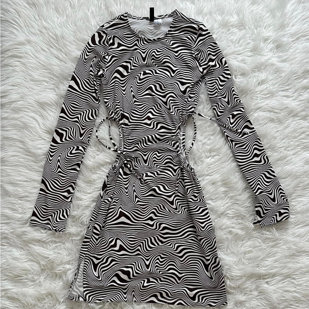 H&M dress
